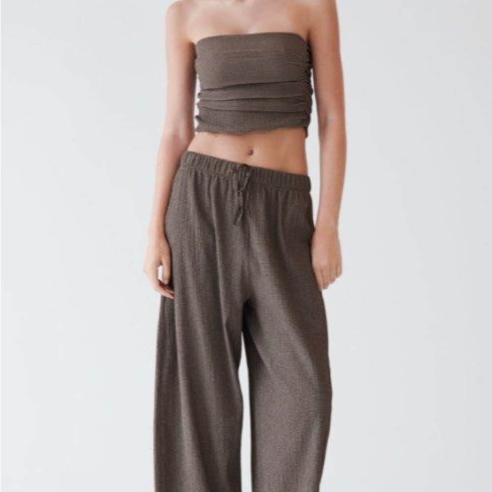 Zara Carrot Fit Trousers